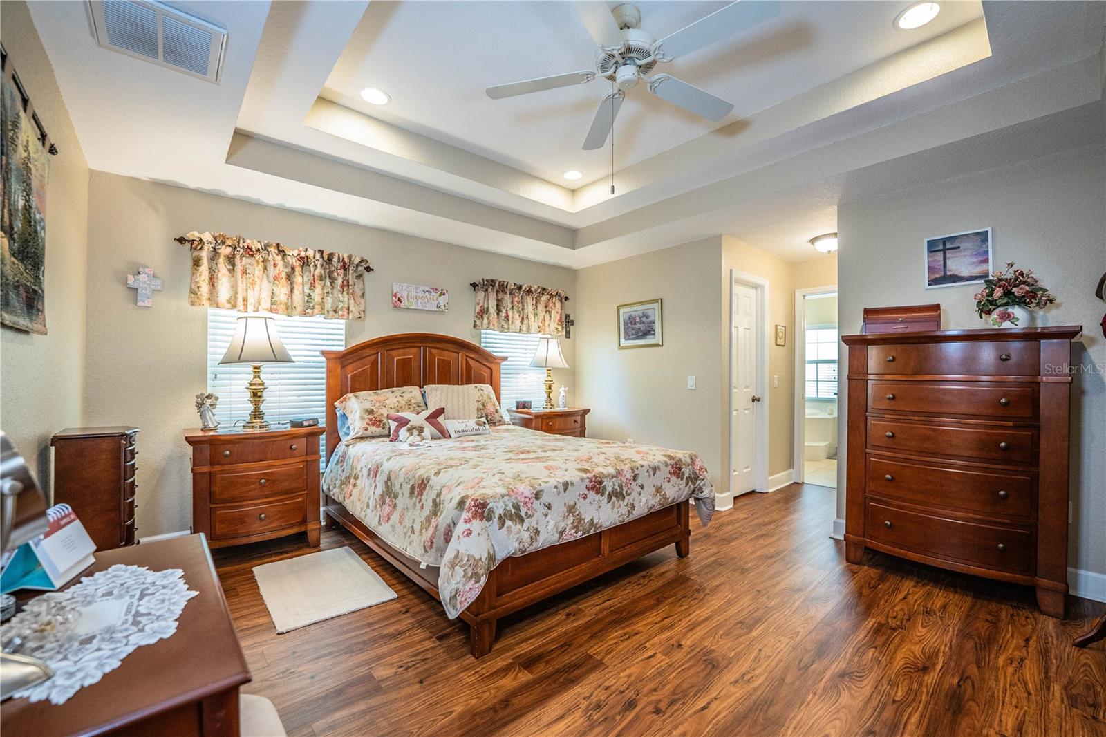 WRIGHT ESTATES - Residential