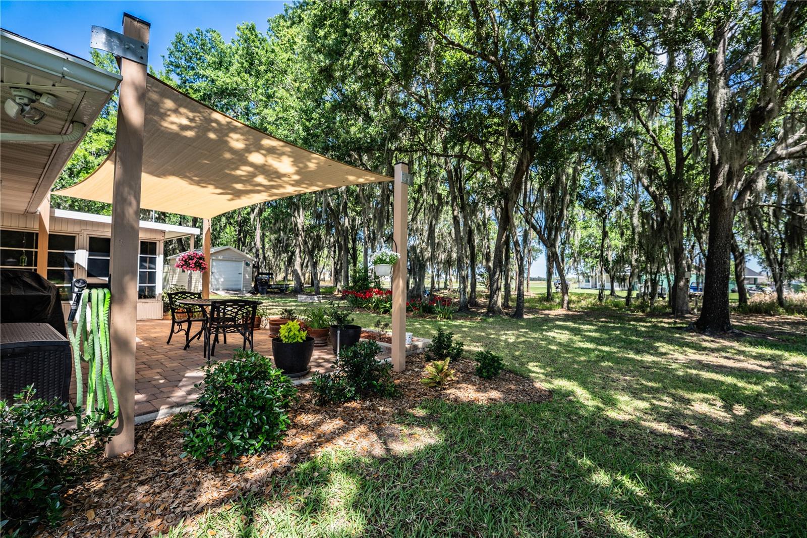 WRIGHT ESTATES - Residential