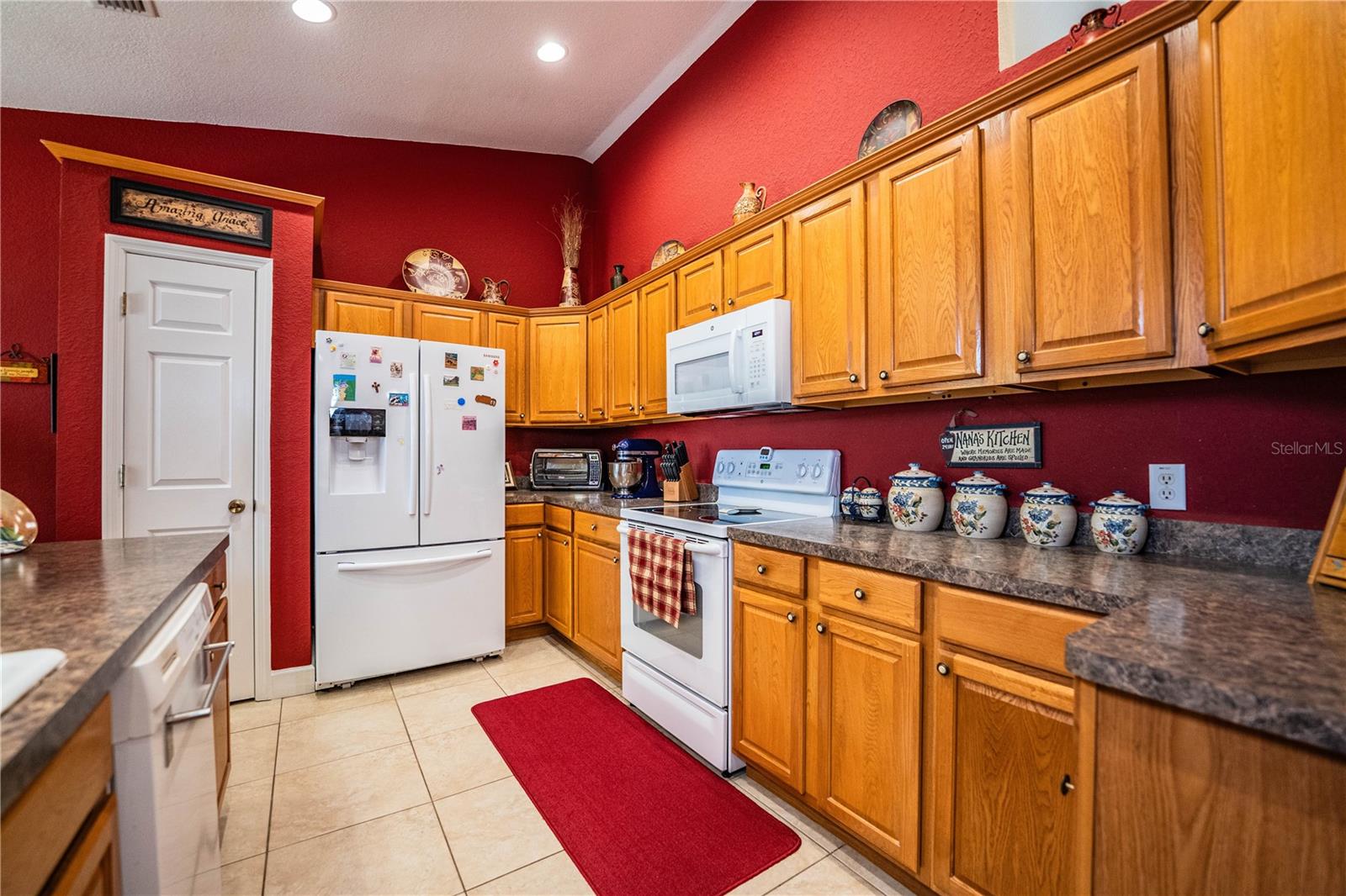 WRIGHT ESTATES - Residential