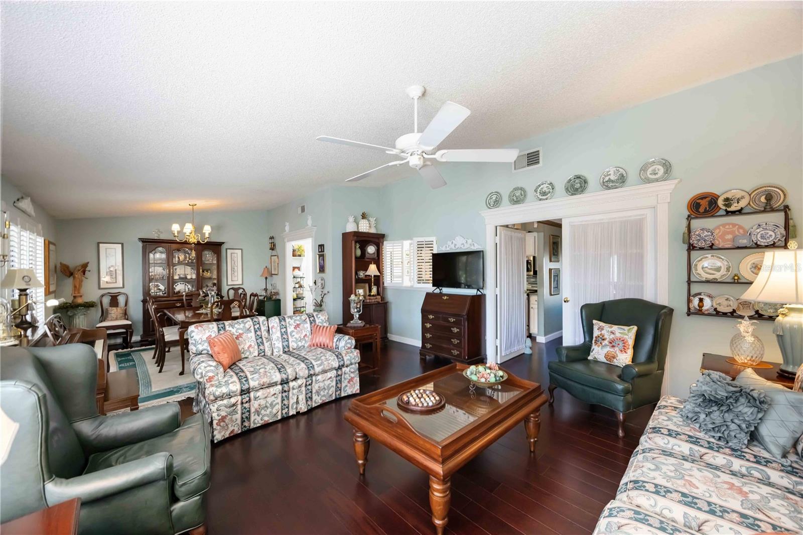 CORDOVA LAKES PH III - Residential