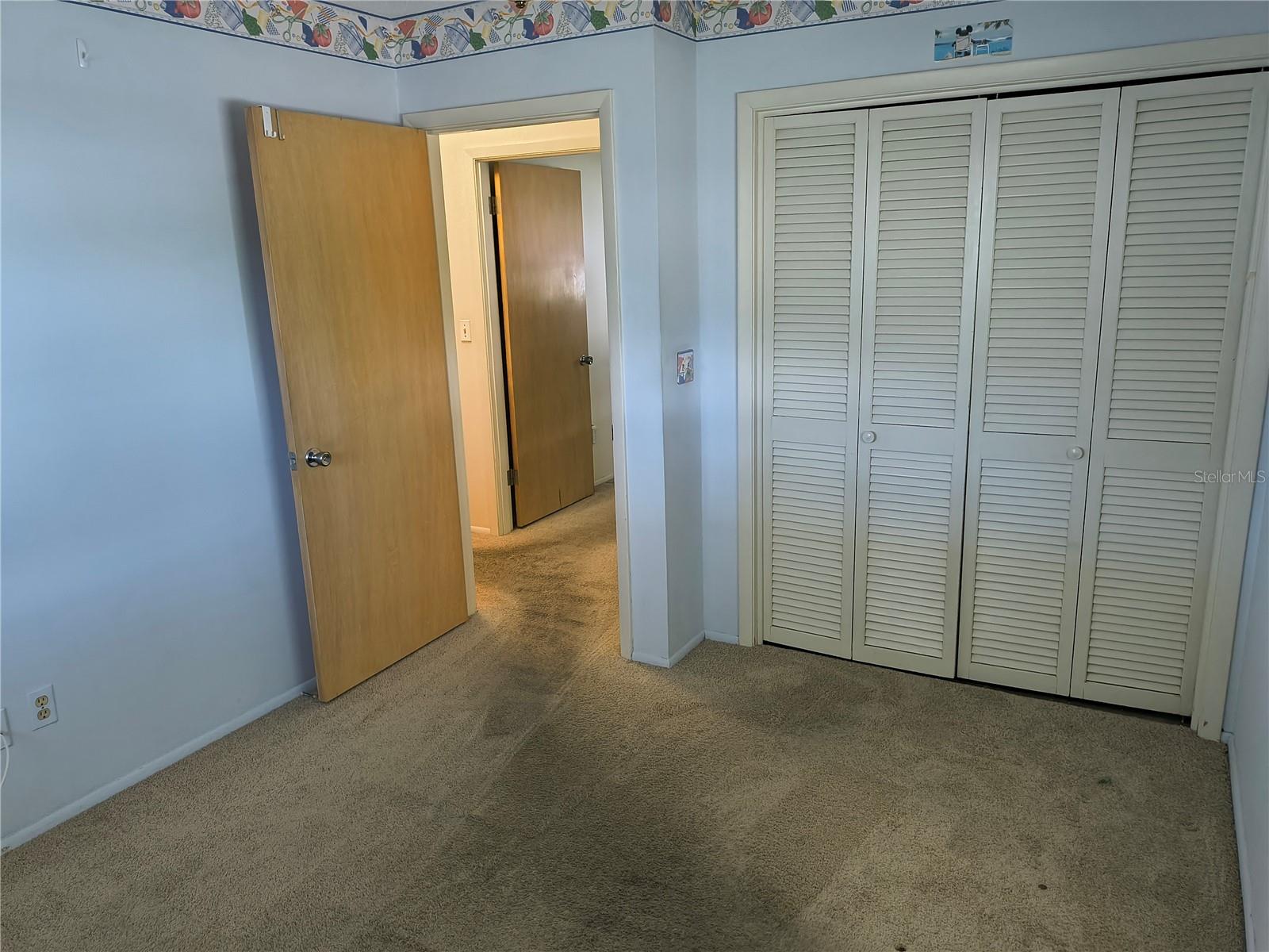 BEACH MANOR VILLAS - Residential