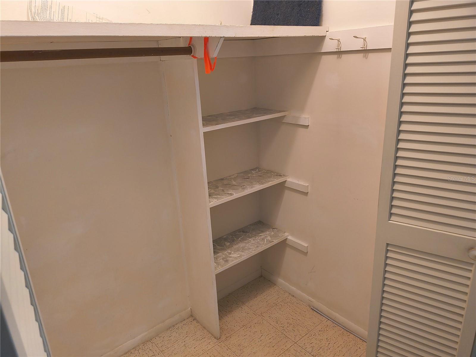 BEACH MANOR VILLAS - Residential