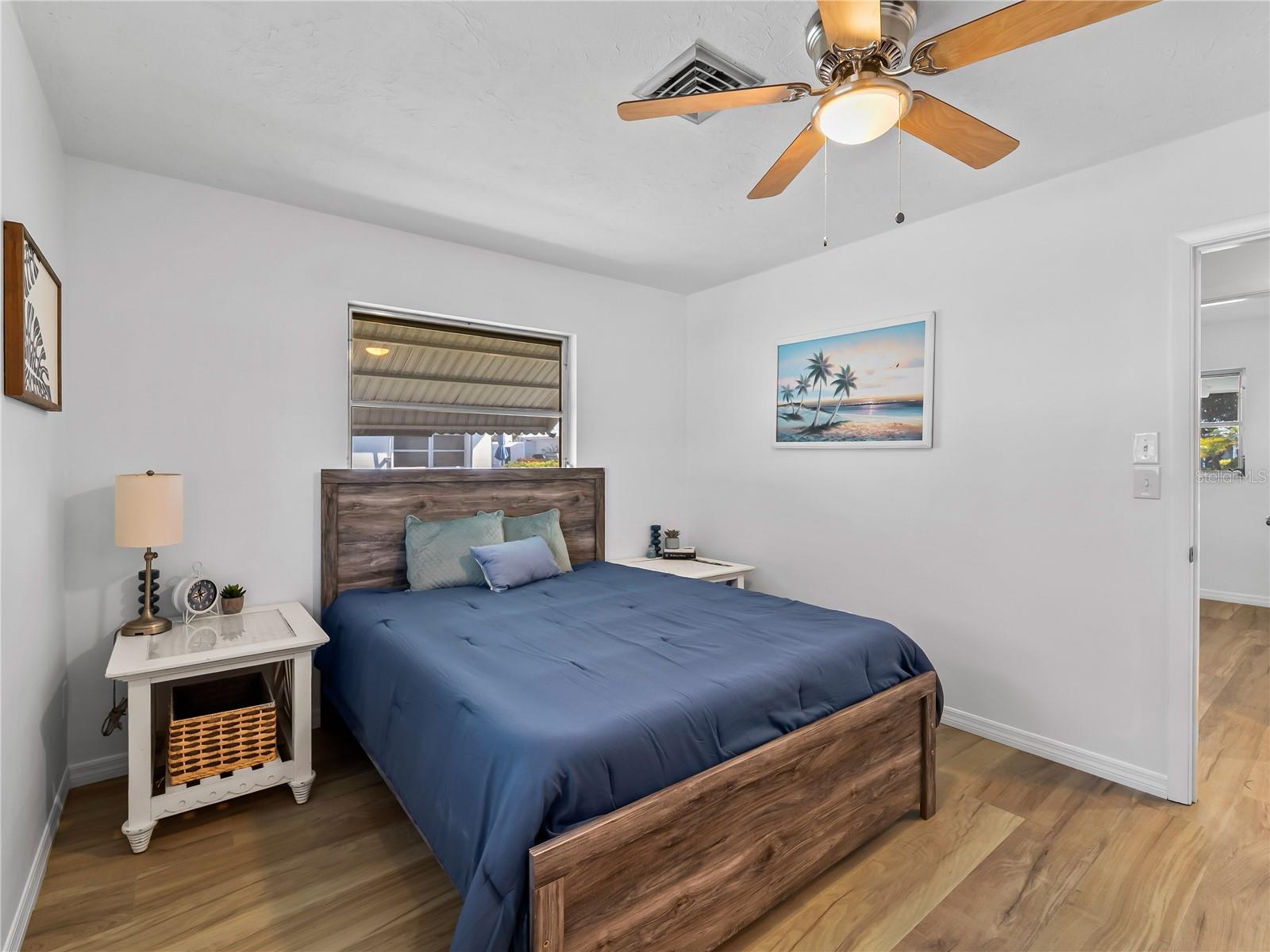 BEACH MANOR VILLAS - Residential