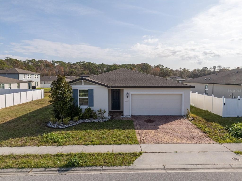 Photo of 632 Vista Villages Boulevard, Davenport, FL 33896 (MLS # O6374791)