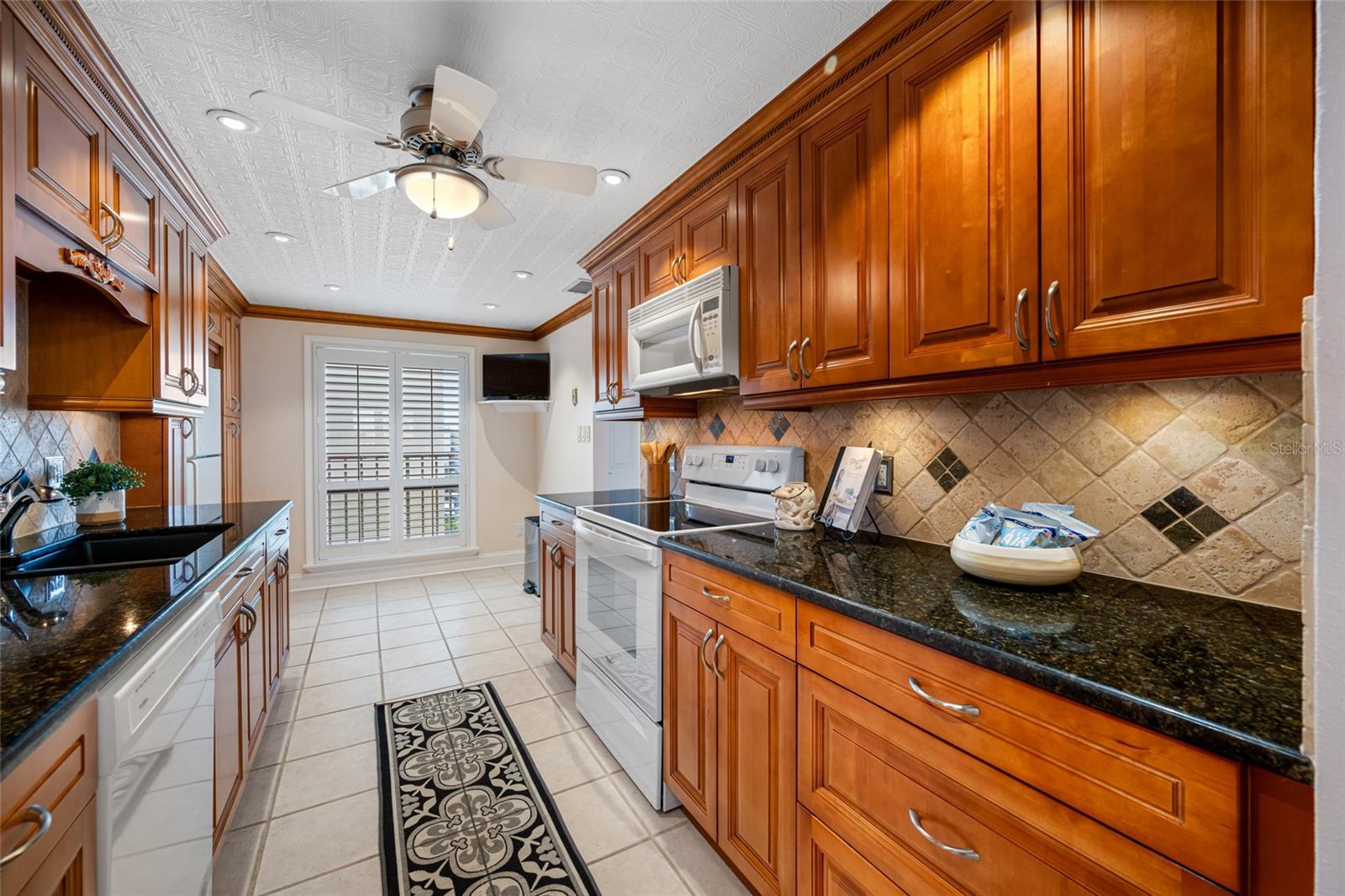 COVE CAY VILLAGE IV - Residential