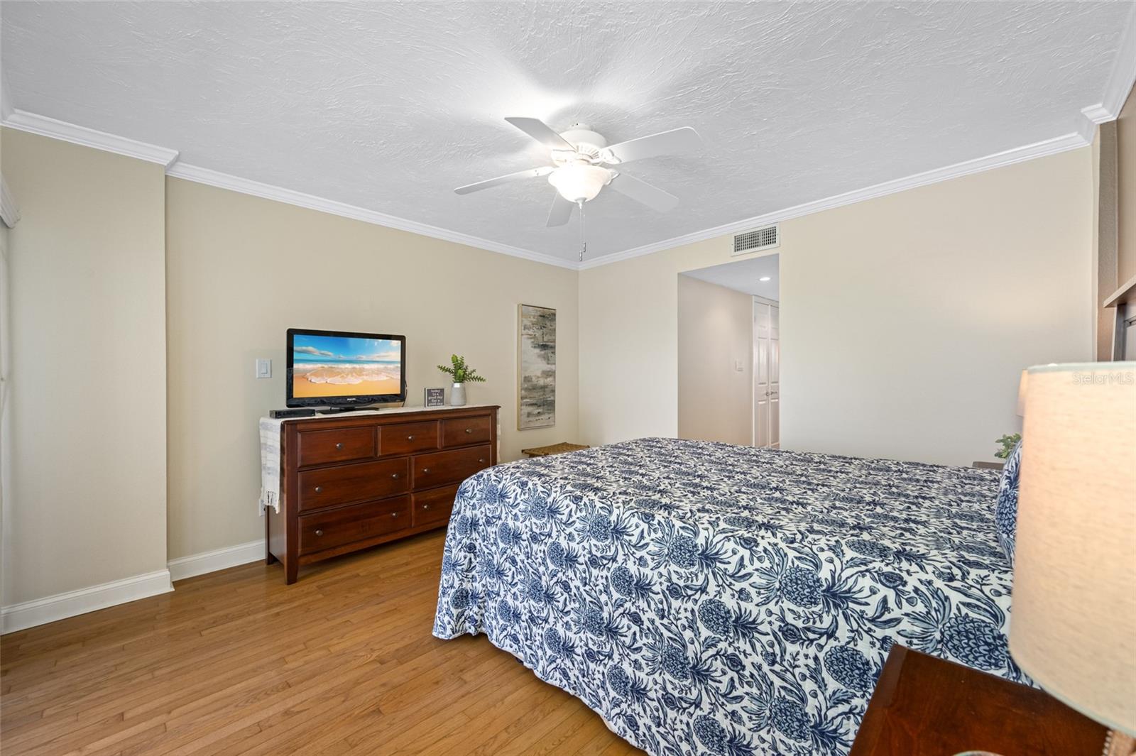 COVE CAY VILLAGE IV - Residential