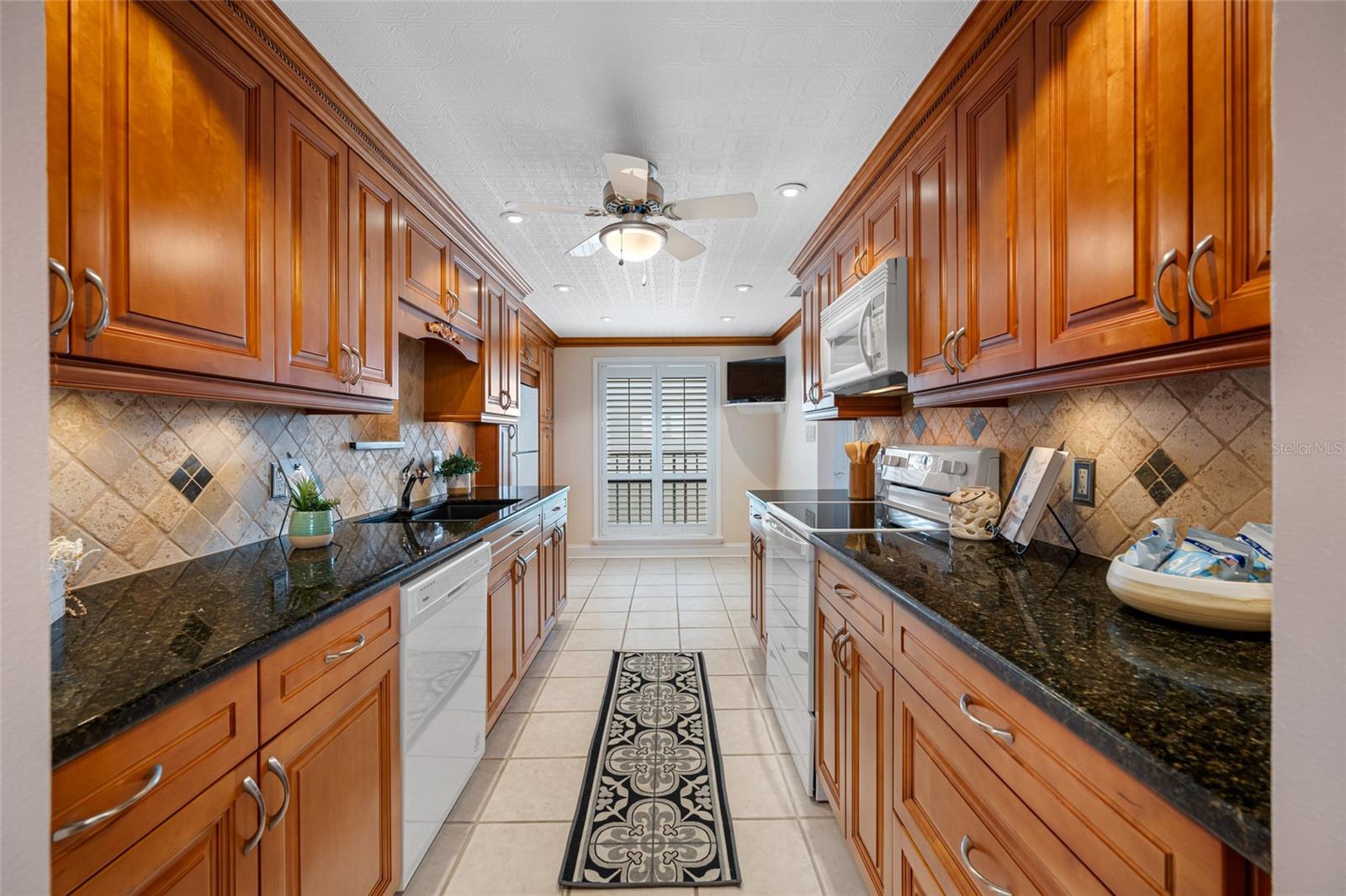 COVE CAY VILLAGE IV - Residential