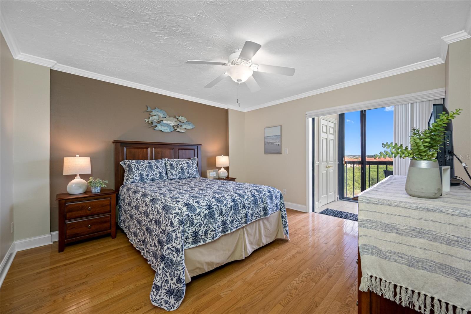 COVE CAY VILLAGE IV - Residential