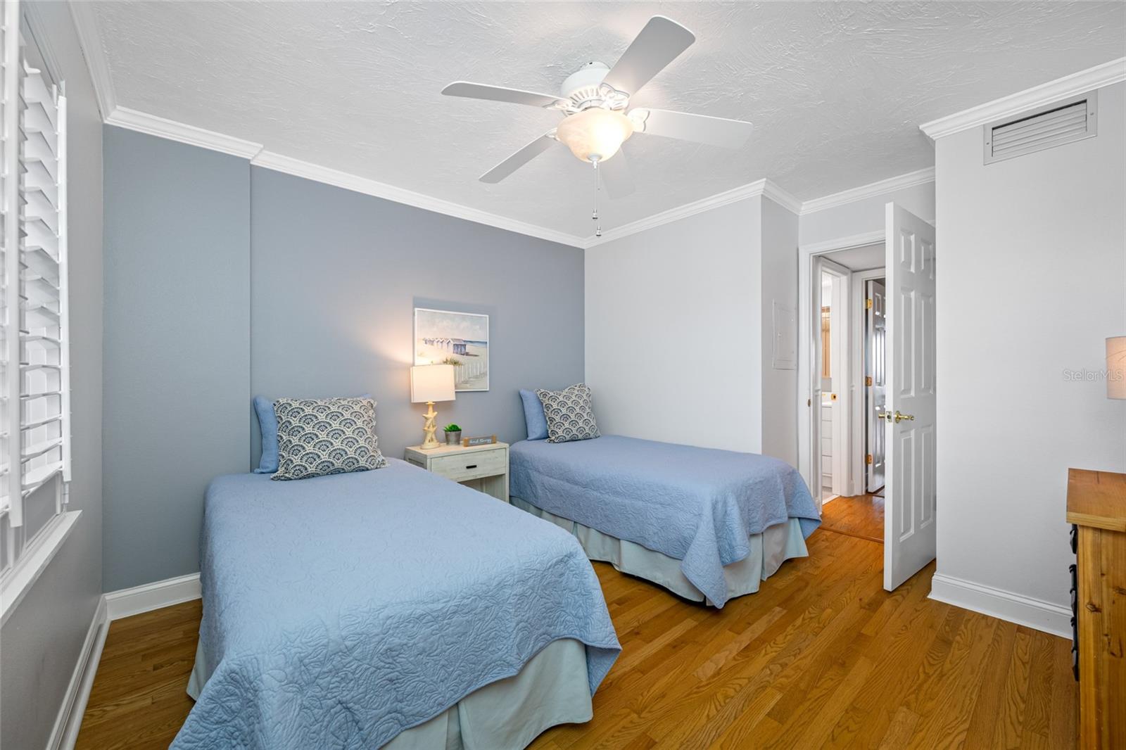 COVE CAY VILLAGE IV - Residential
