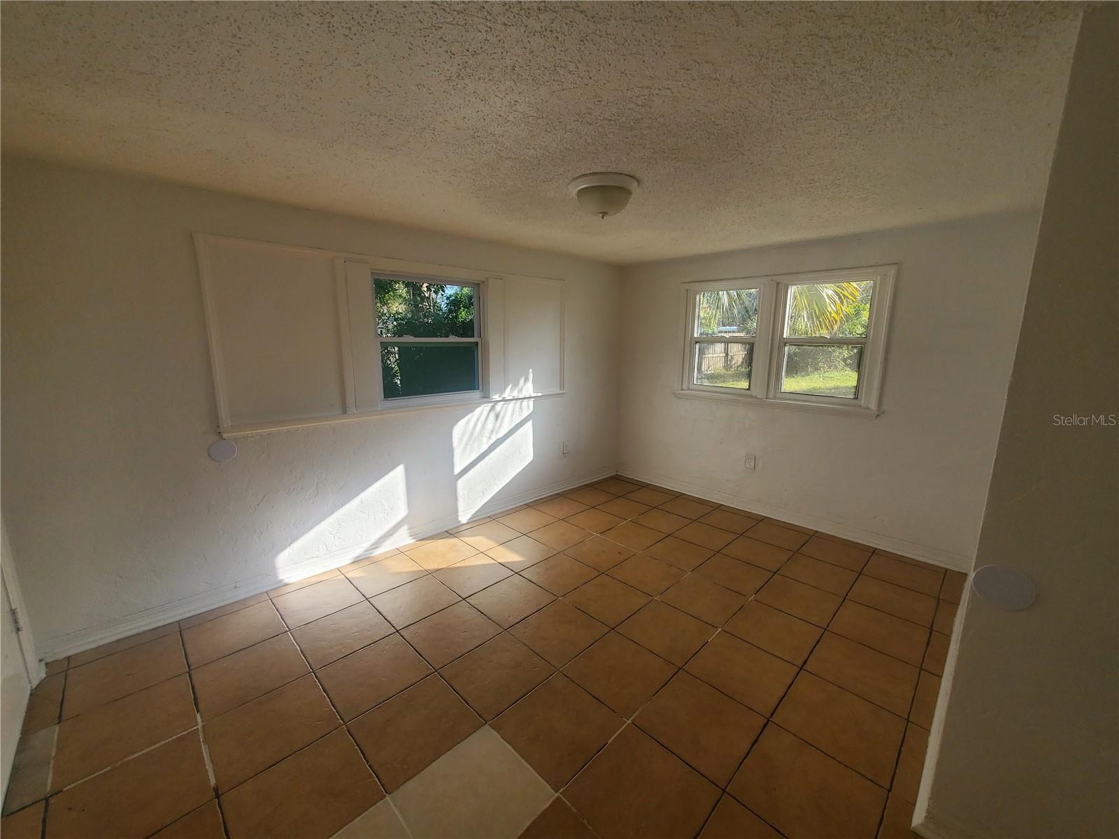 HARBORDALE SUB - Residential Income