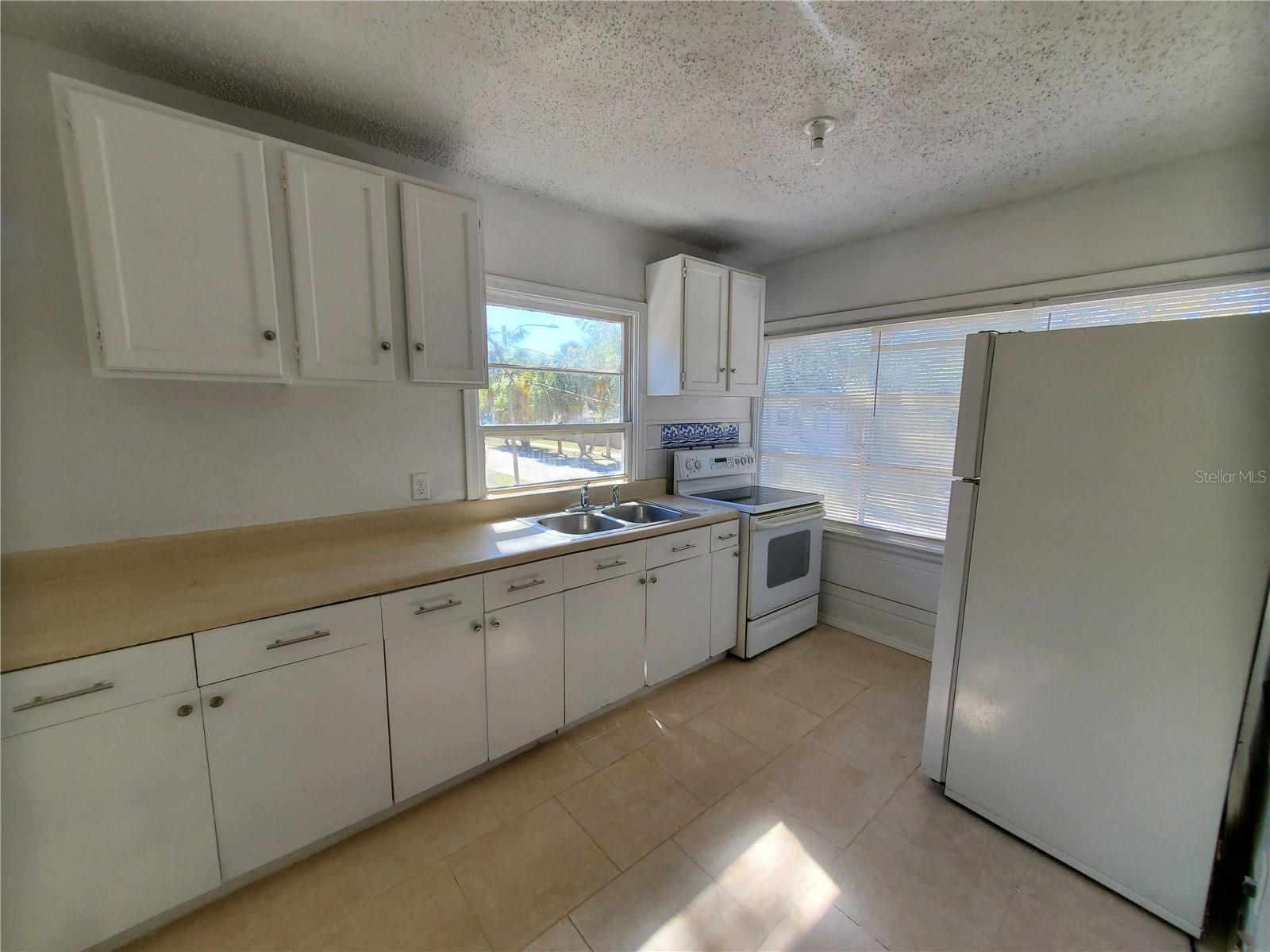 HARBORDALE SUB - Residential Income