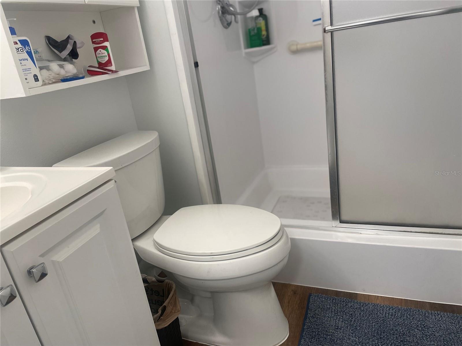 GLEN OAKS GARDEN APTS 2 PH2 - Residential