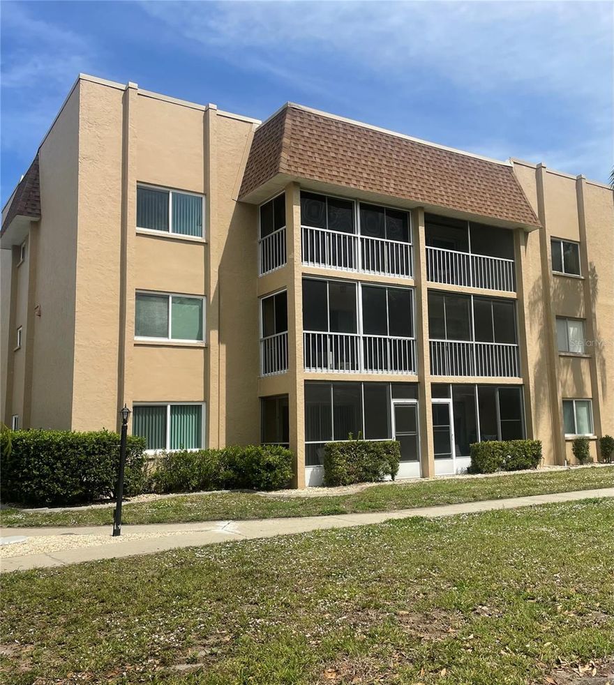 Great condo, Great location, Great neighbors...Great fun!  Want to have a move in ready place?  This 2 bedroom/2 full bath condo is the one you're looking for....A ground floor, Turn-Key, beautifully furnished home.  The work has been done with freshly painted interior, tile and laminate flooring throughout, newer appliances, bathroom remodels now include two walk-in showers and newer A/C & water heater.  The complex has a wonderful pool area and lots of activities to participate in.  Around the corner from Bobby Jones Golf Course that has been completely renovated including walking paths and nature trails.  The complex is centrally located to the Downtown Arts District, marina, eateries, shopping, banks, hospitals, I-75, UTC Mall, Benderson Park, Airport, and best of all our beautiful beaches always rated among top beaches in the U.S.  Association says 55+, rentals allowed after 18mos, and pets are welcome.