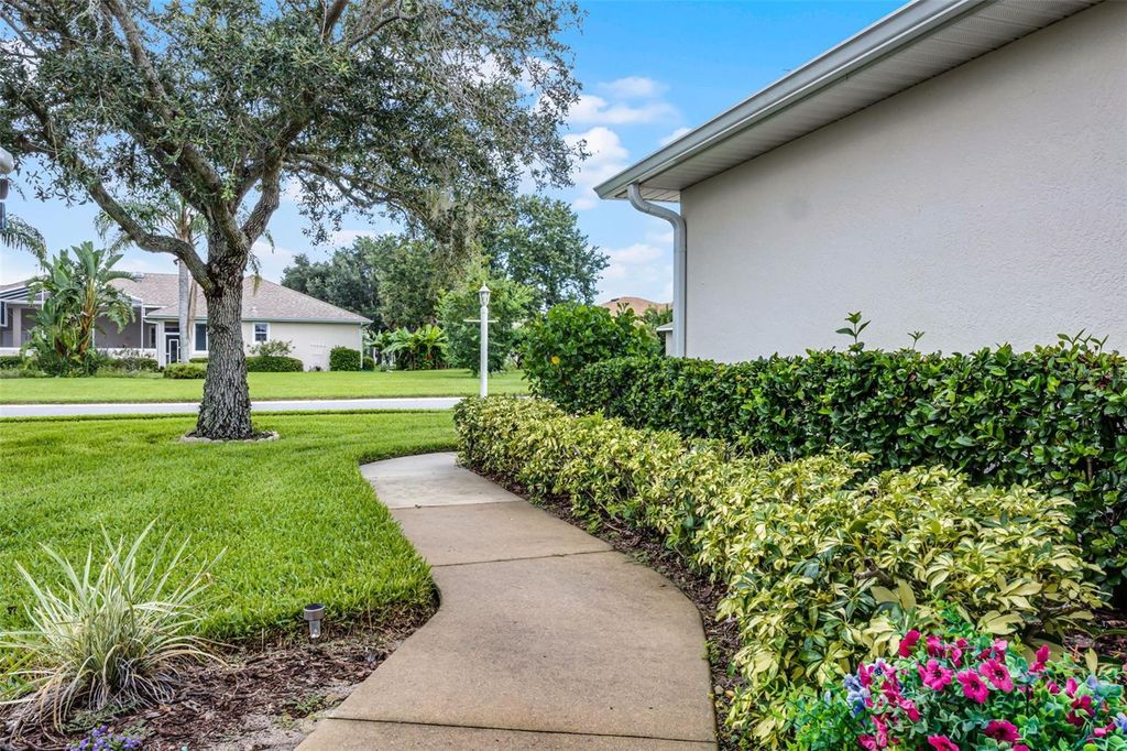 Photo of 27111 Nostalgia Drive, Leesburg, FL 34748 (MLS # O6403883)