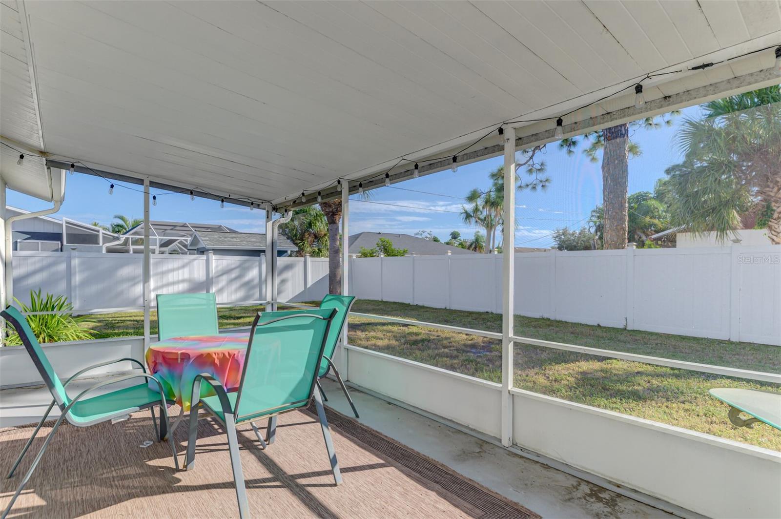 SOUTH VENICE - Residential