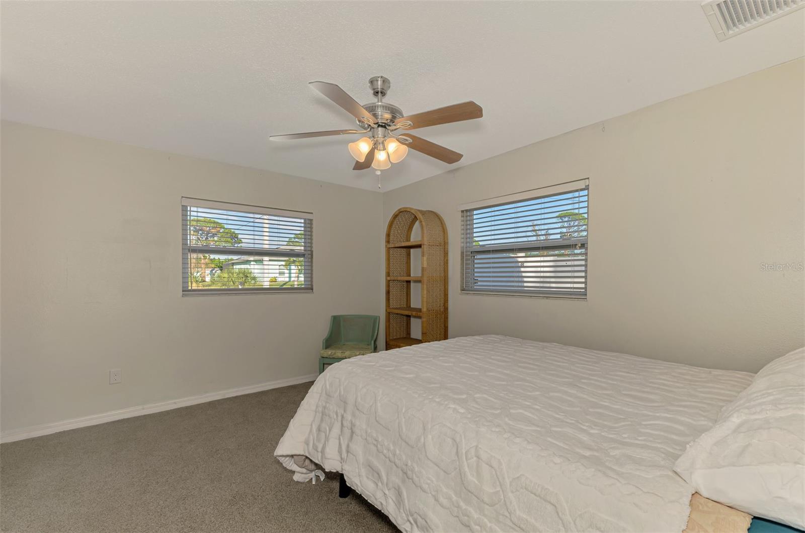 SOUTH VENICE - Residential