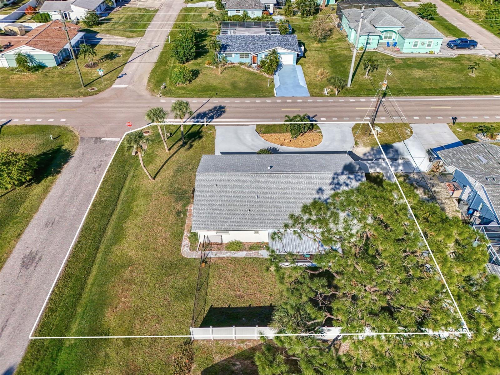 SOUTH VENICE - Residential