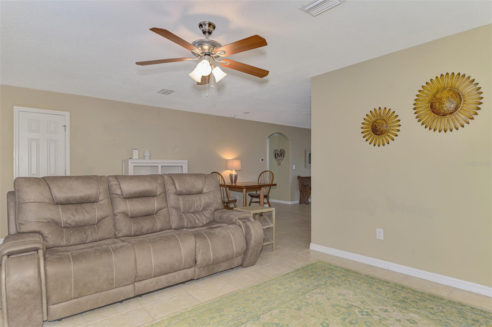 SOUTH VENICE - Residential