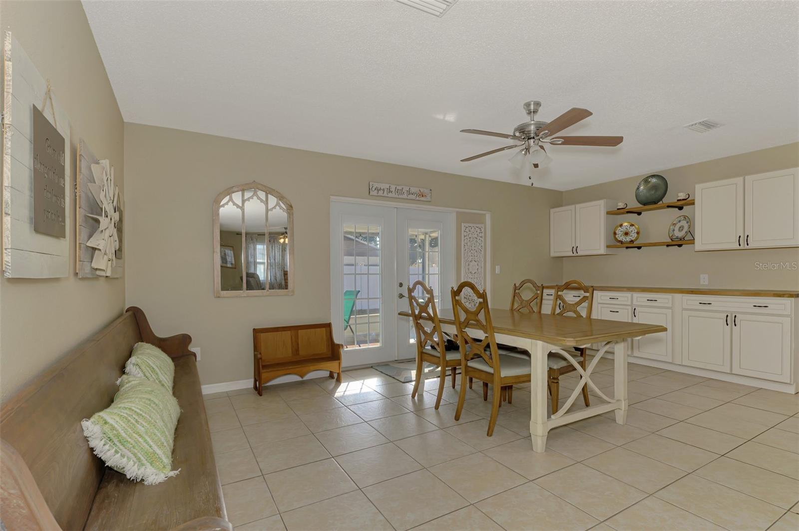 SOUTH VENICE - Residential