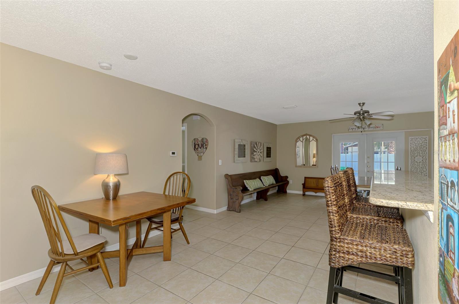 SOUTH VENICE - Residential