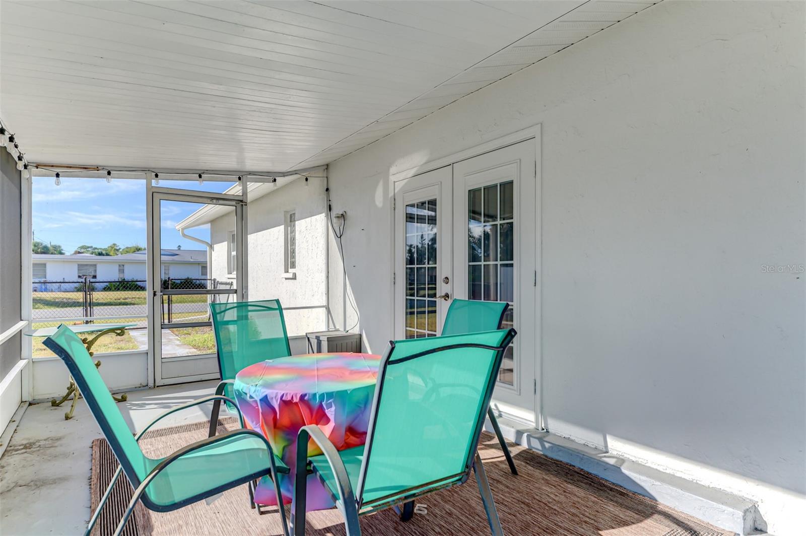 SOUTH VENICE - Residential