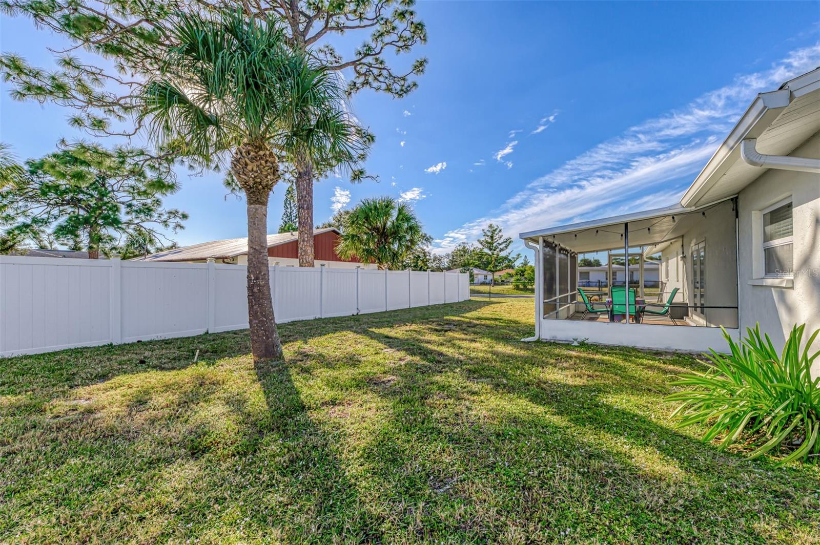 SOUTH VENICE - Residential