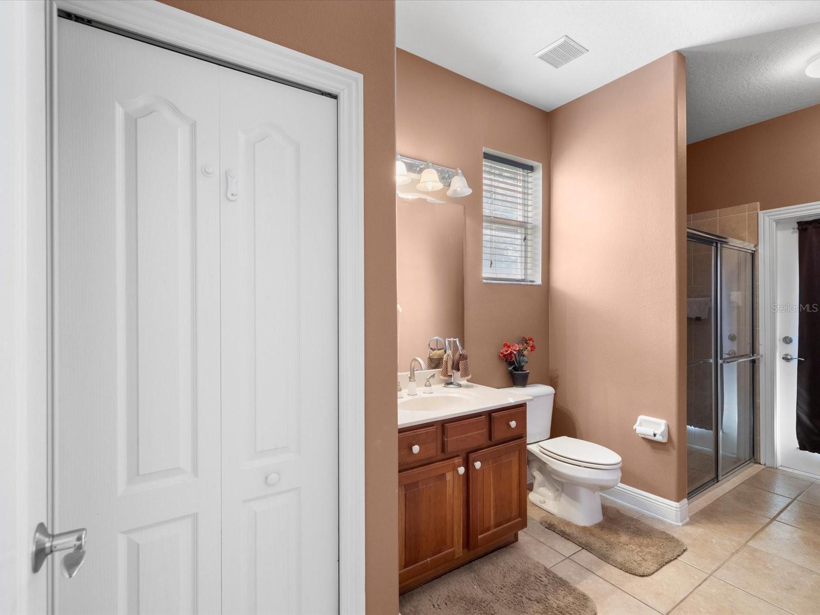 CHAMPIONS CLUB - Residential