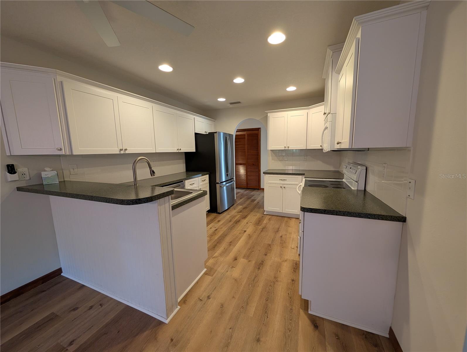 GREENBROOK ESTATES - Residential Lease