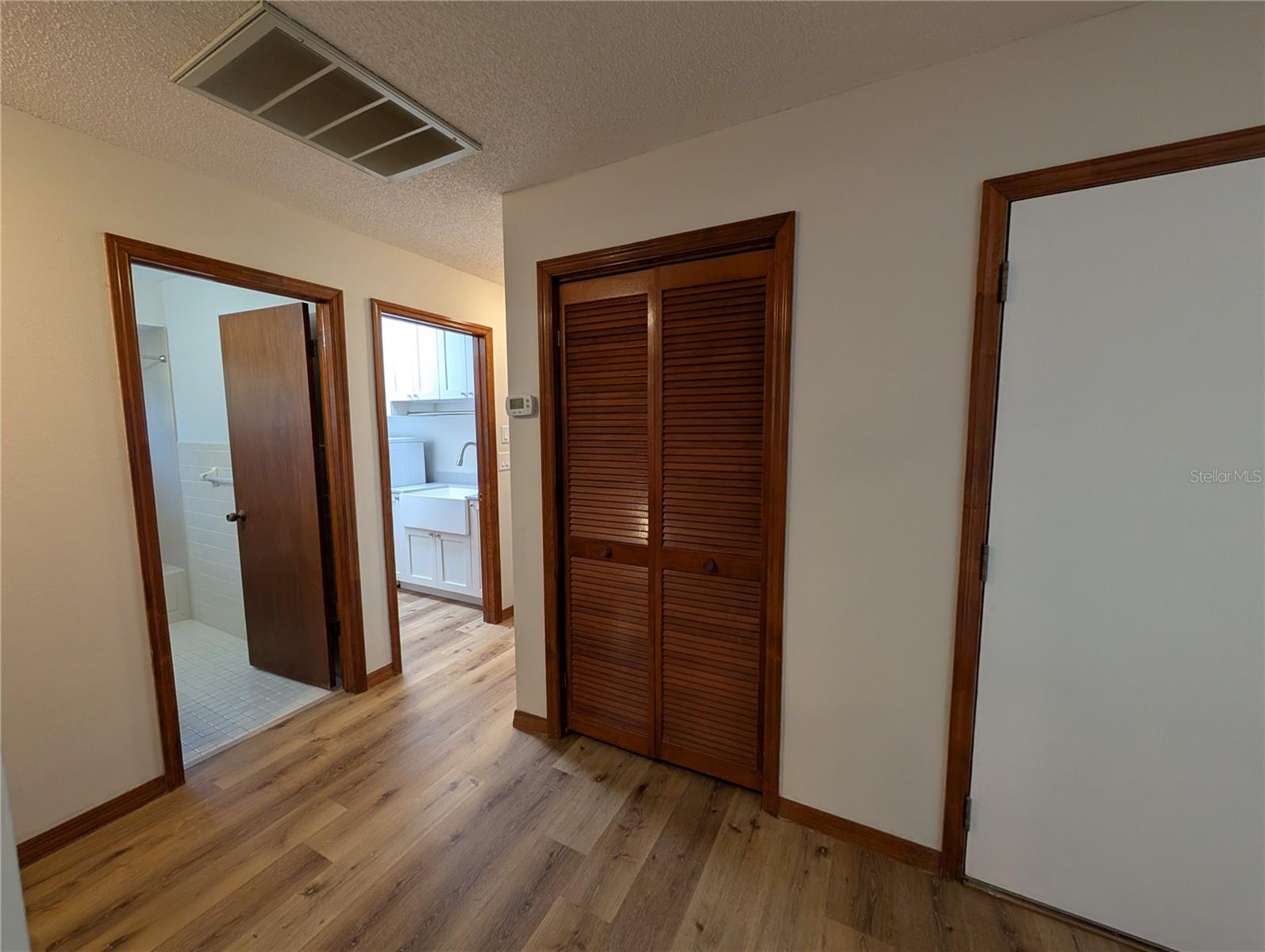 GREENBROOK ESTATES - Residential Lease