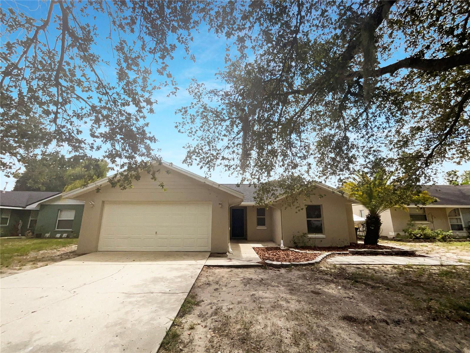 Photo 1 of 23 of 72 LAKE DAISY BOULEVARD house