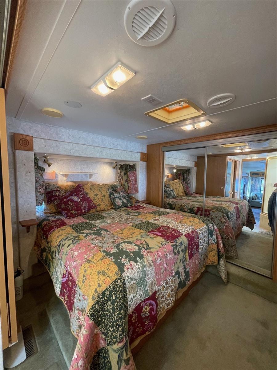 KOVE ESTATES COOP - Residential