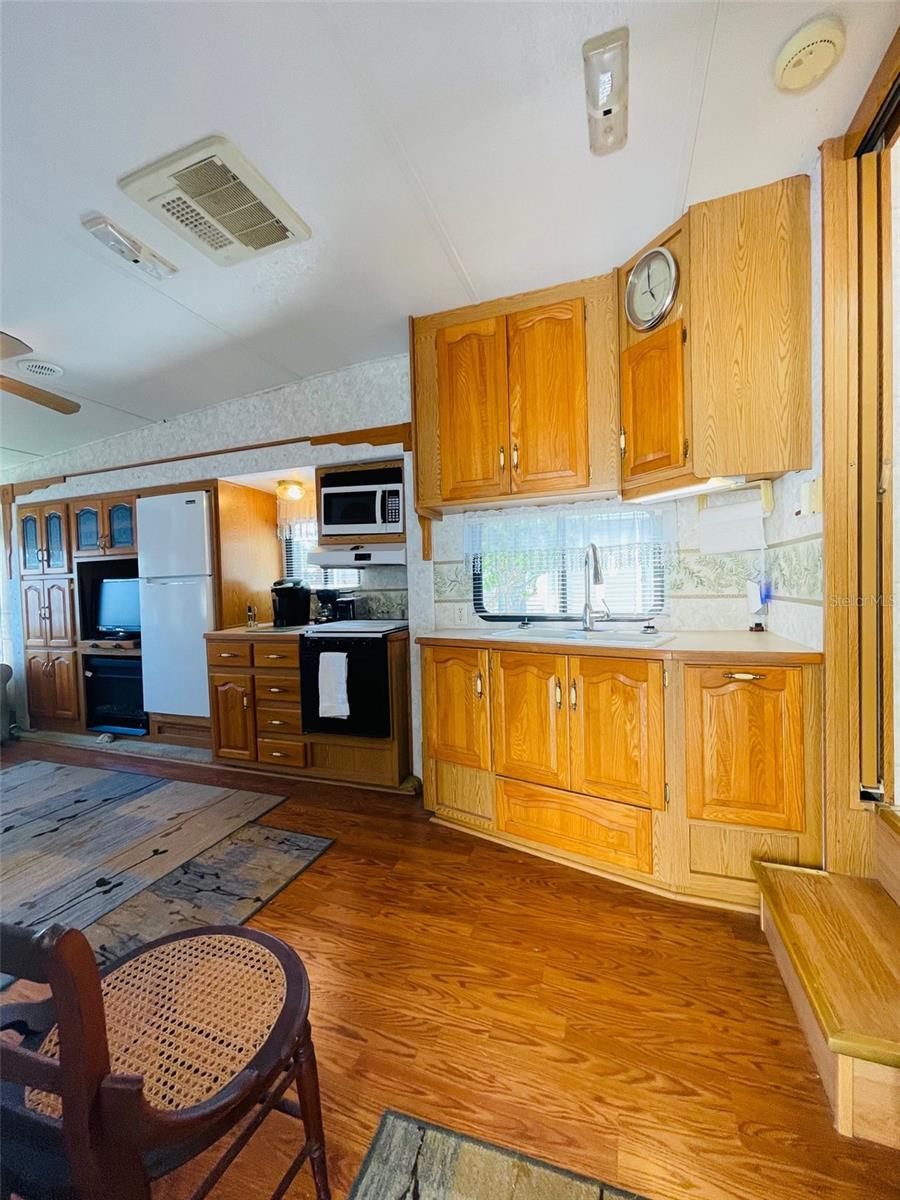 KOVE ESTATES COOP - Residential