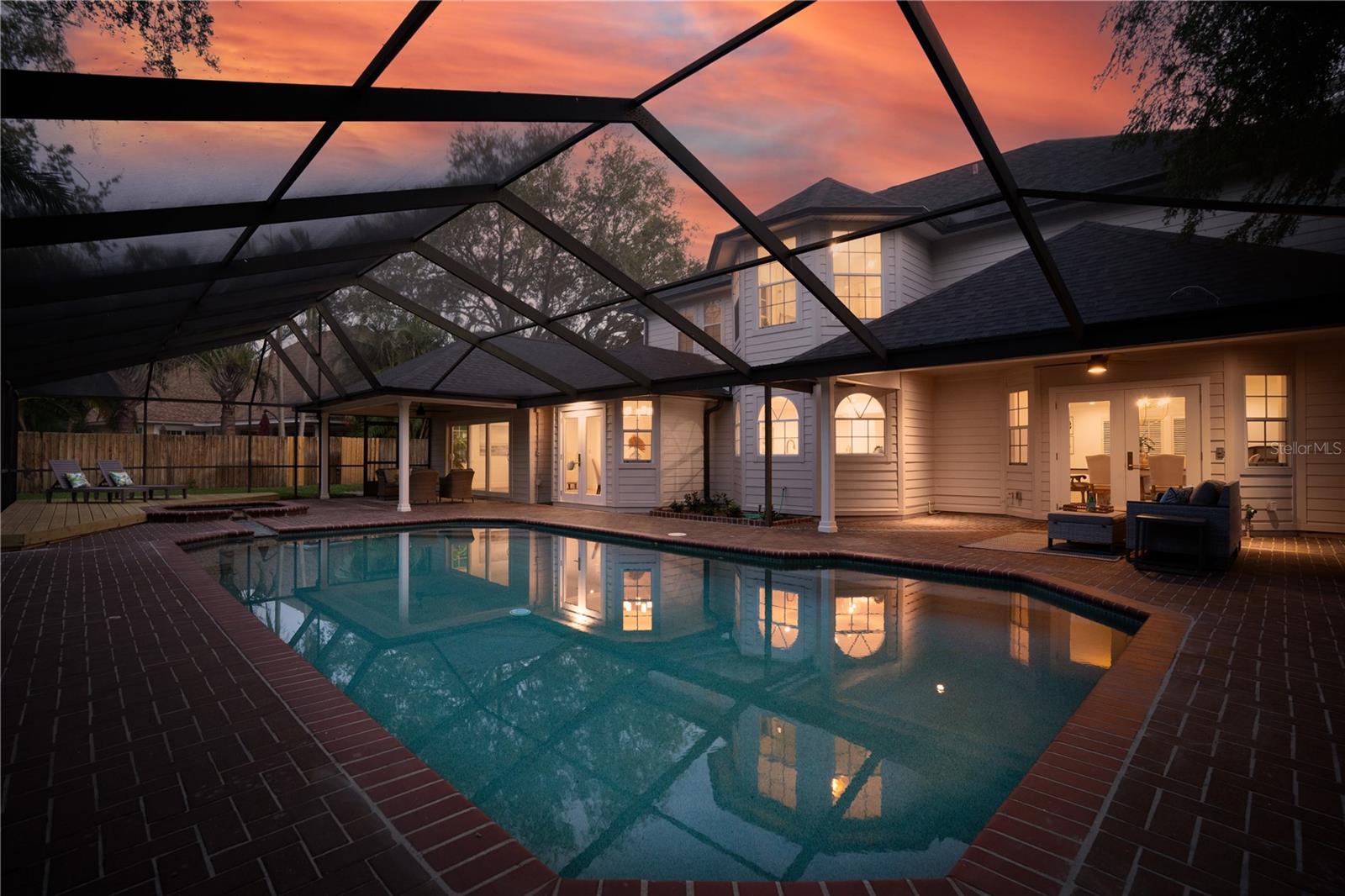 BELLEAIR ESTATES - Residential