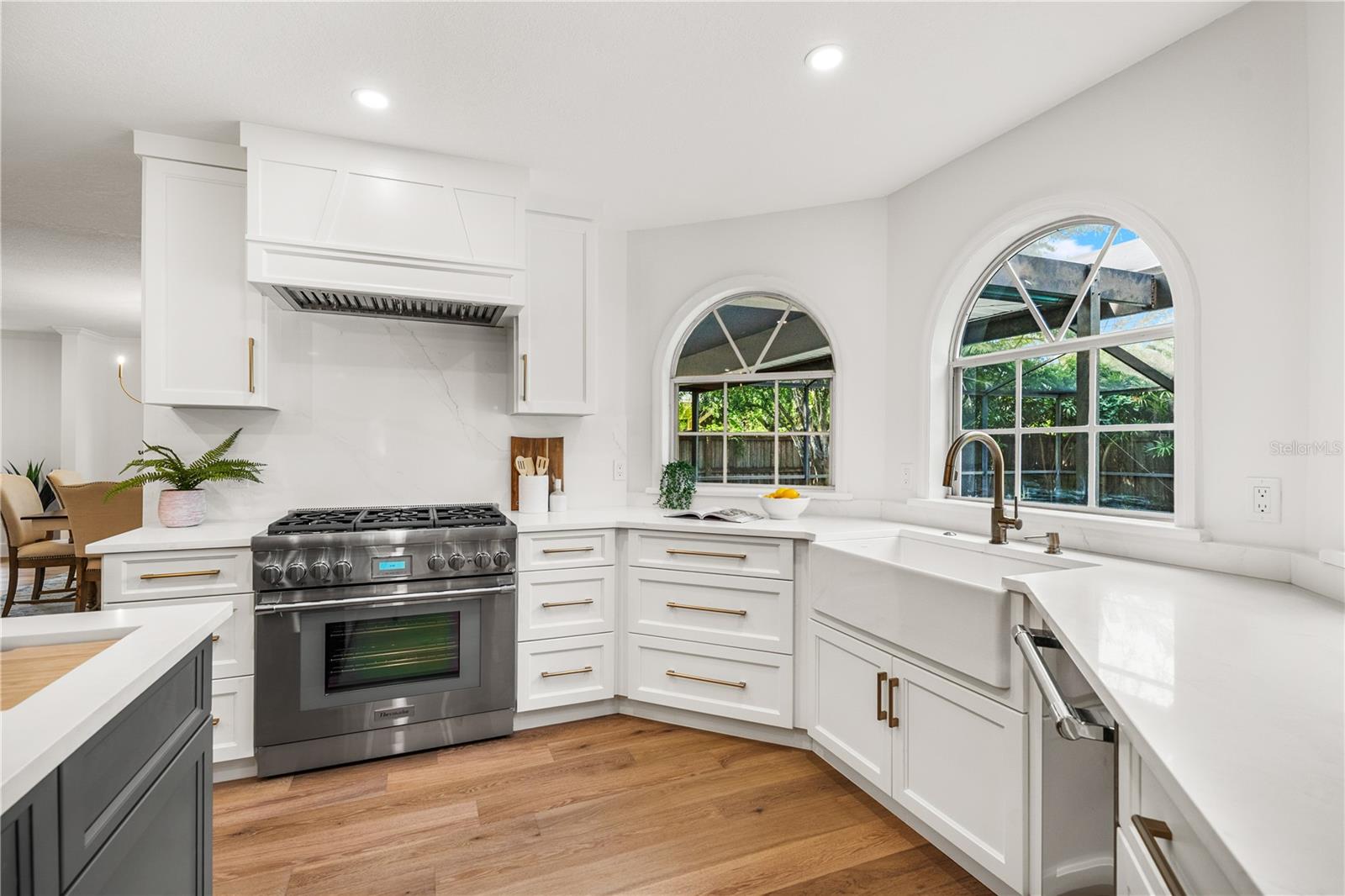 BELLEAIR ESTATES - Residential