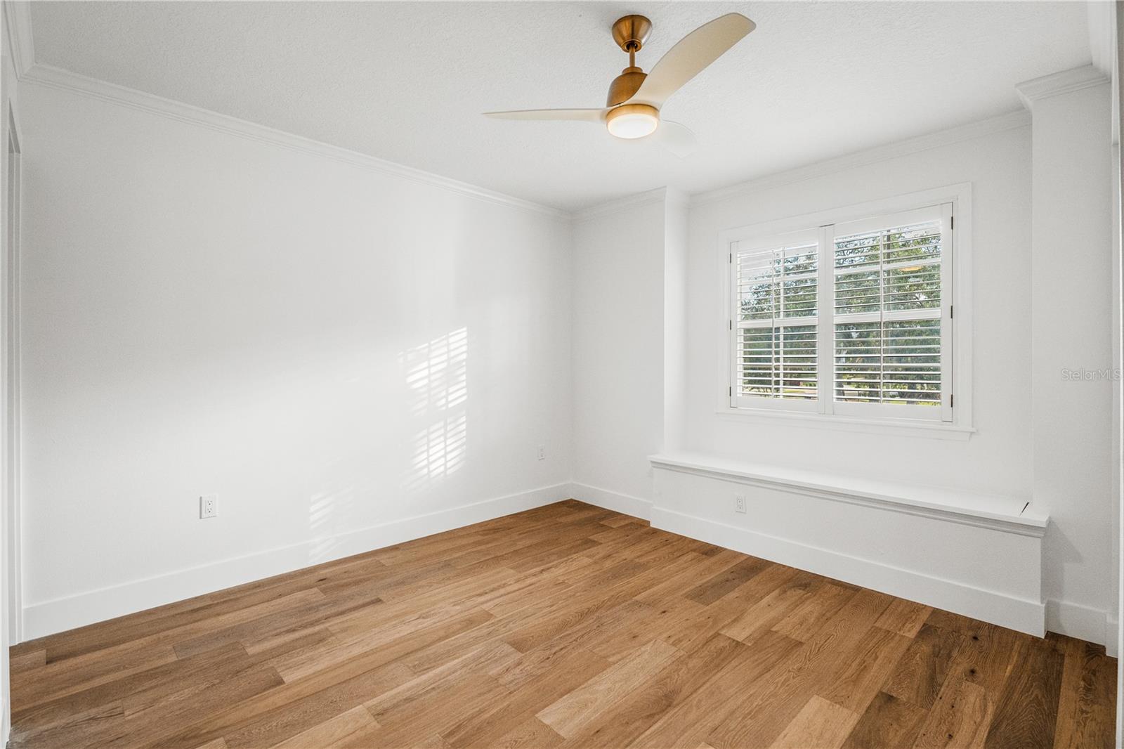BELLEAIR ESTATES - Residential