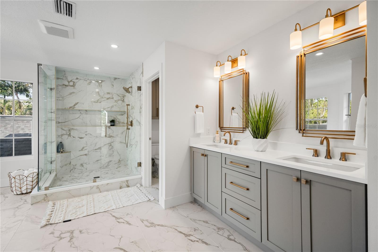 BELLEAIR ESTATES - Residential