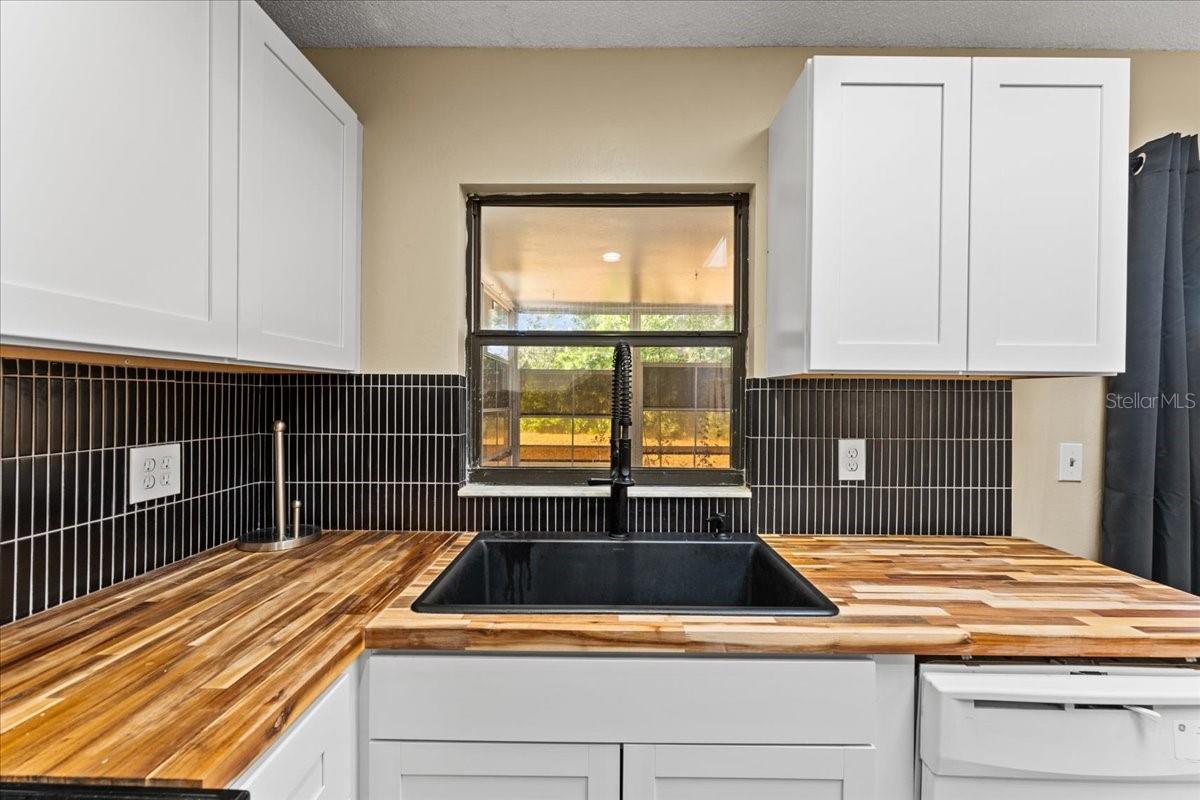 SEVEN SPGS HOMES - Residential