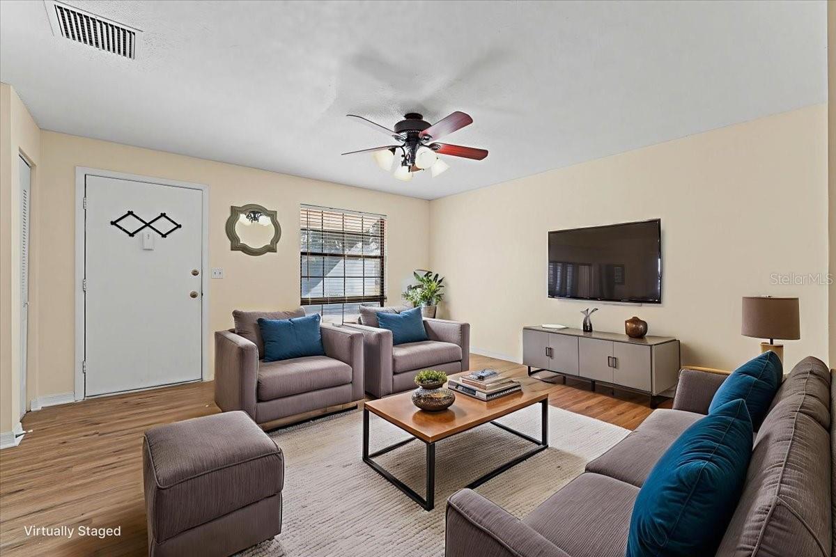 SEVEN SPGS HOMES - Residential