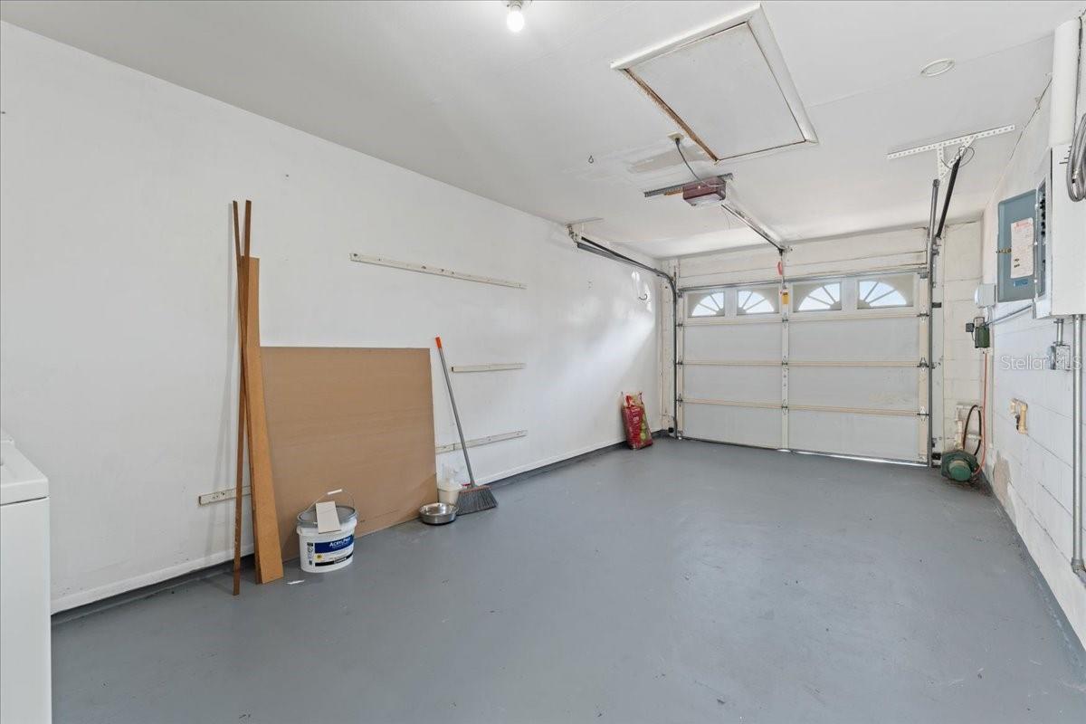 SEVEN SPGS HOMES - Residential