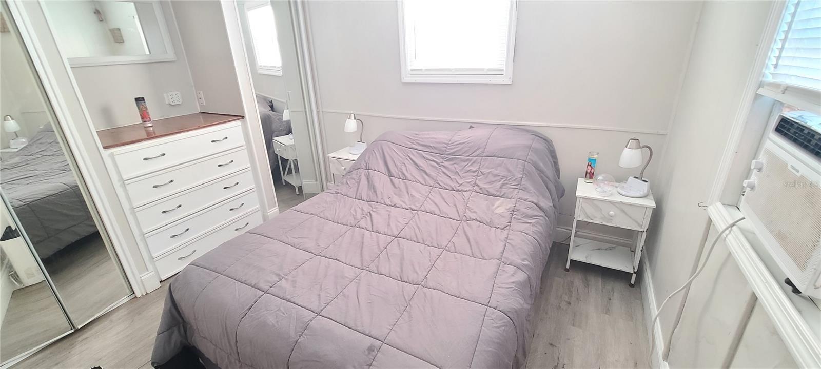 COMMONWEALTH - Residential