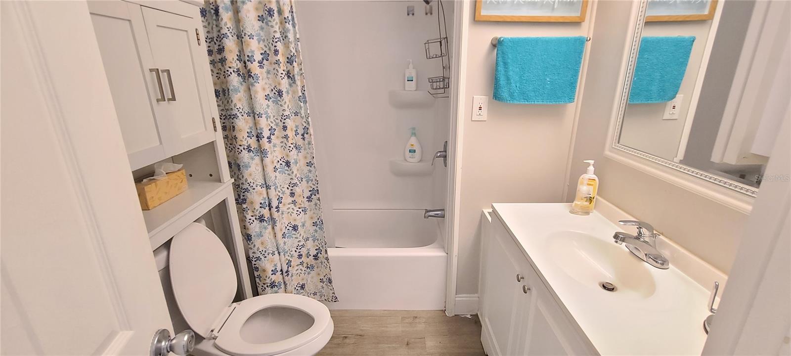 COMMONWEALTH - Residential