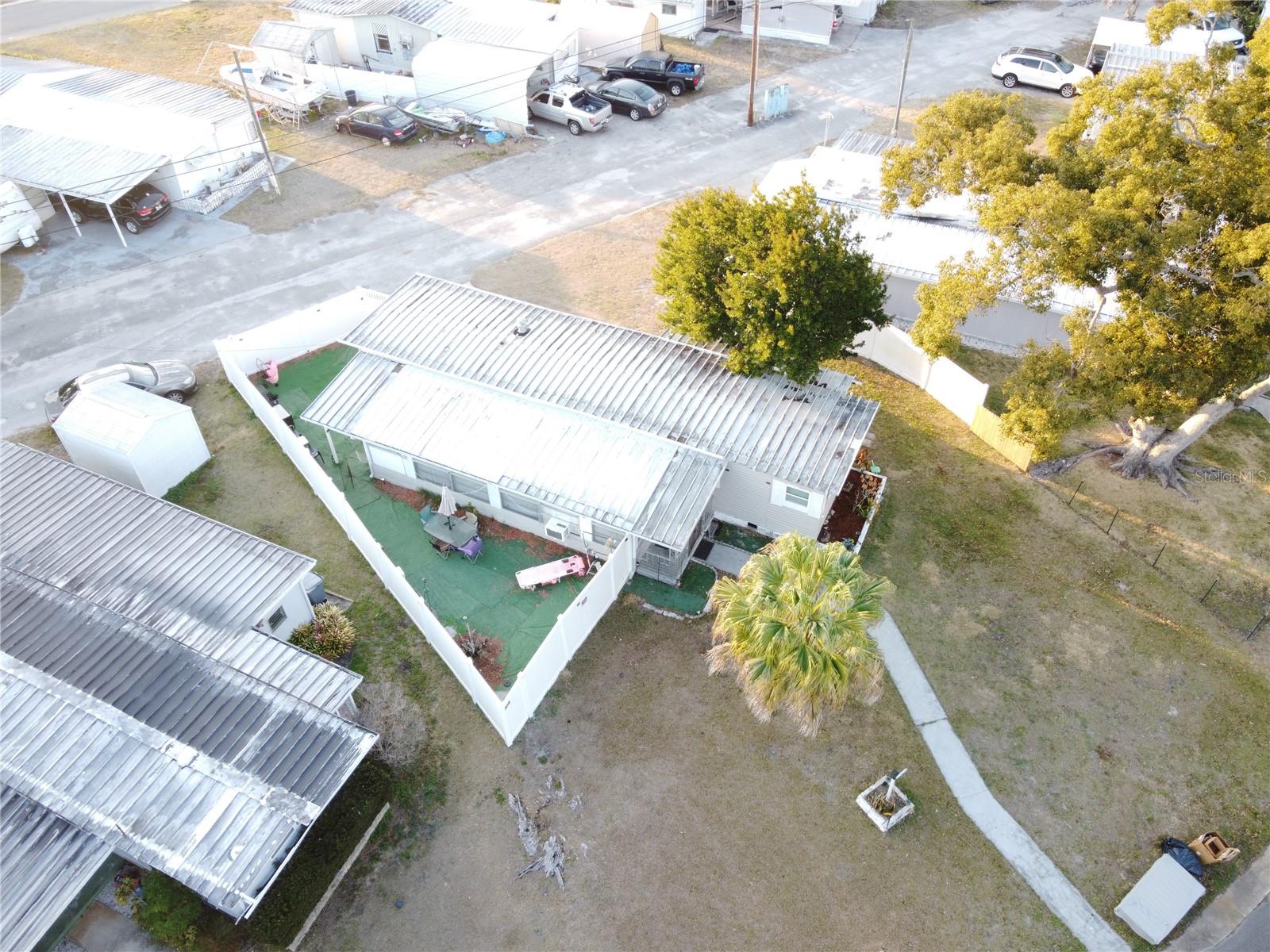 COMMONWEALTH - Residential