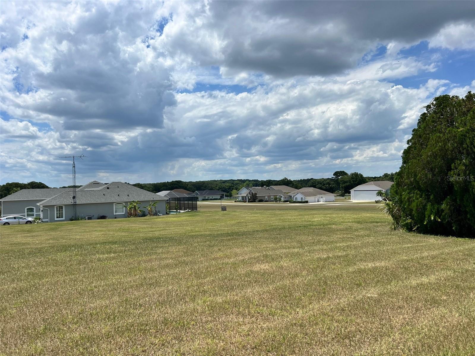 LOVES LNDG REP - Land