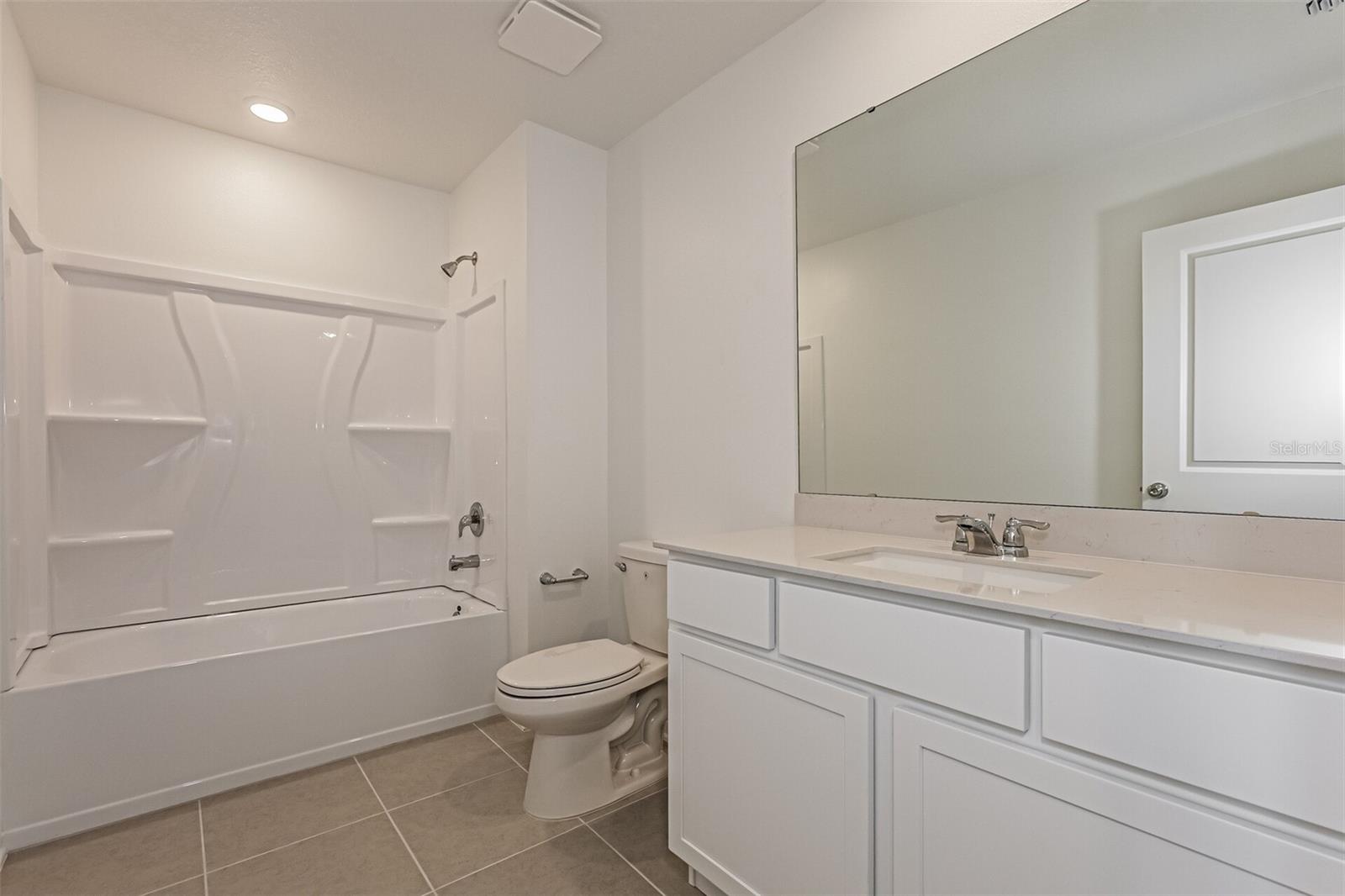 HUNT CLUB/LK WALES PH 1 - Residential Lease