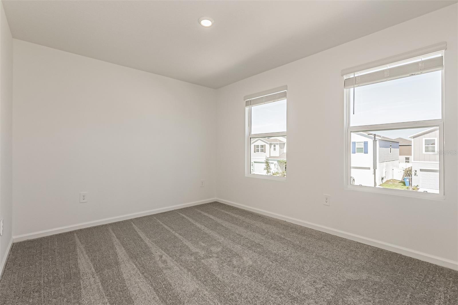 HUNT CLUB/LK WALES PH 1 - Residential Lease