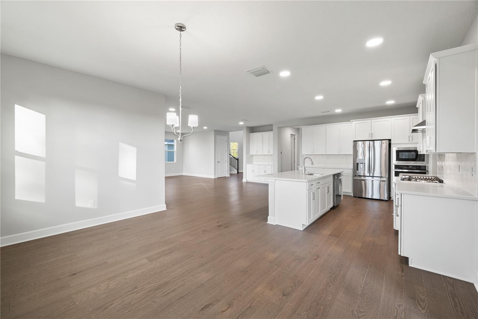 LAKE STAR AT OVATION - Residential