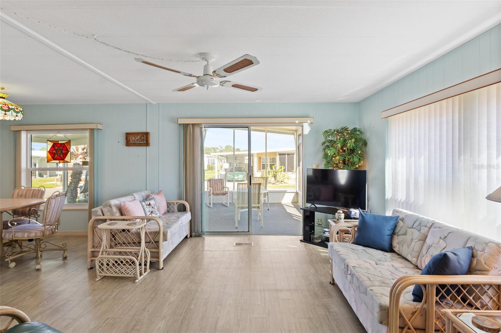 LAZY RIVER MHP - Residential