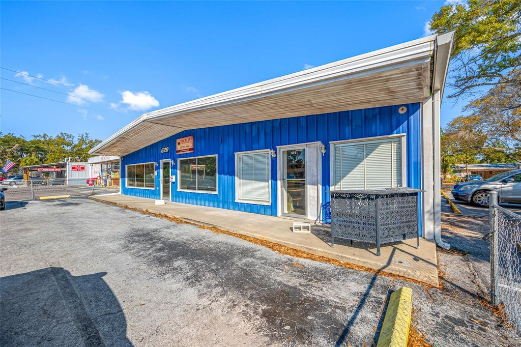 Photo of 620 Union Street, Dunedin, FL 34698 (MLS # TB8562853)