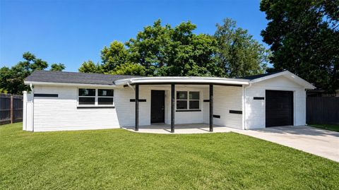 Photo of 4747 Madison Street, New Port Richey, FL 34652 (MLS # TB8523462)