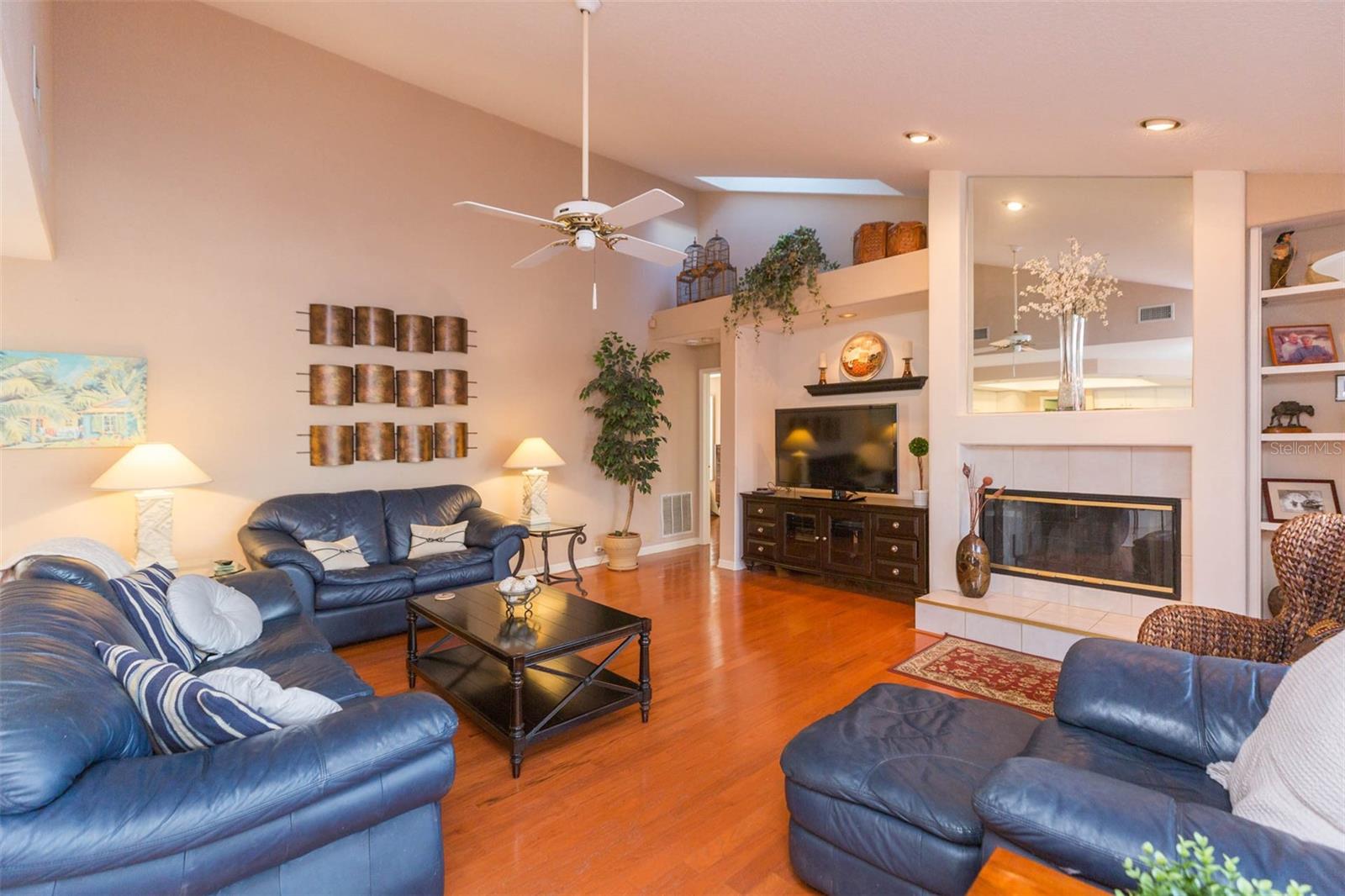 FOX CHASE - Residential